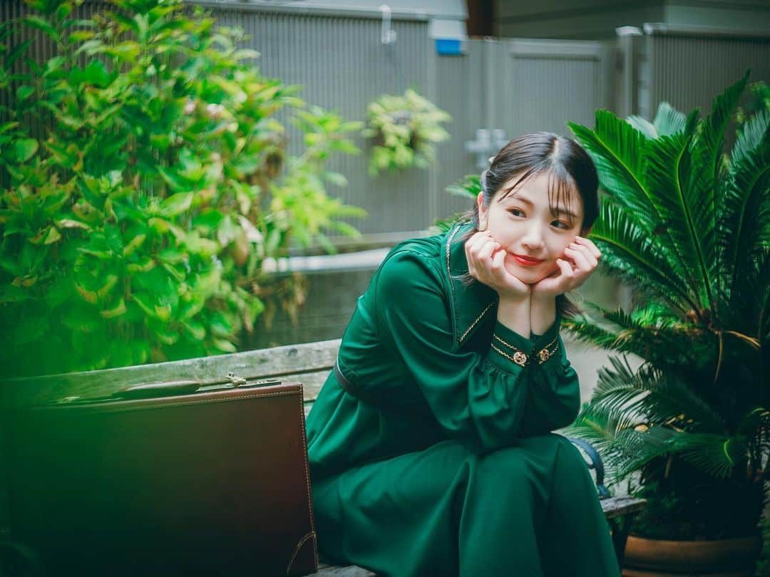 長谷川かすみのインスタグラム：「2022年ありがとうございました！  来年はもっと楽しい年になる、 そんな気がしています😌  皆さま良いお年をお迎えください♪」