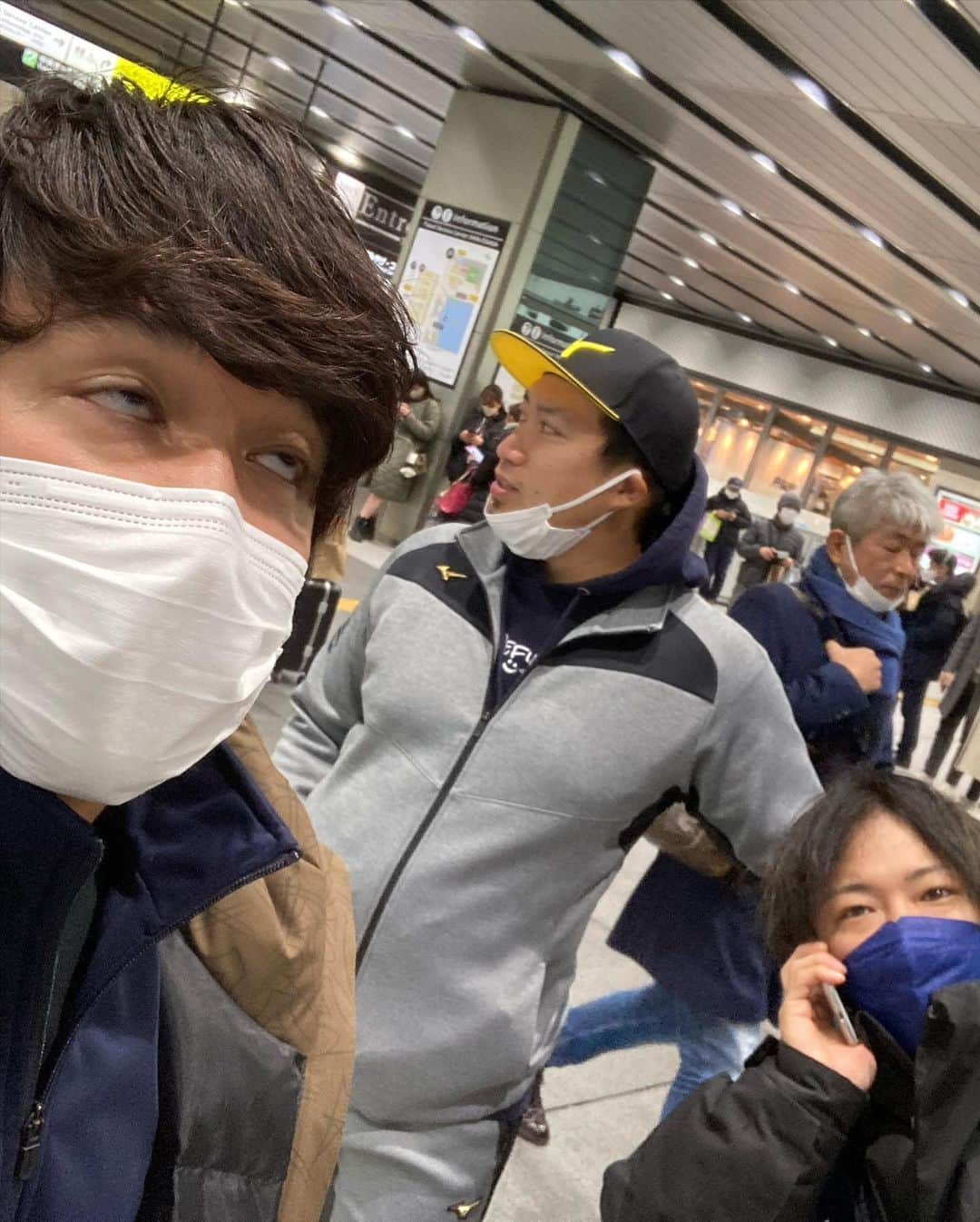 トクサンTVさんのインスタグラム写真 - (トクサンTVInstagram)「視聴者の皆様 関係者の皆様 縁の下で支えてくれた後輩たち 本年も大変お世話になりました。 また来年もライパチ共々進化を目指して頑張ります。 常識を疑い、新しいチャレンジあるのみ。 良いお年をーー！！！！」12月31日 23時53分 - tokusan_no.0_appare
