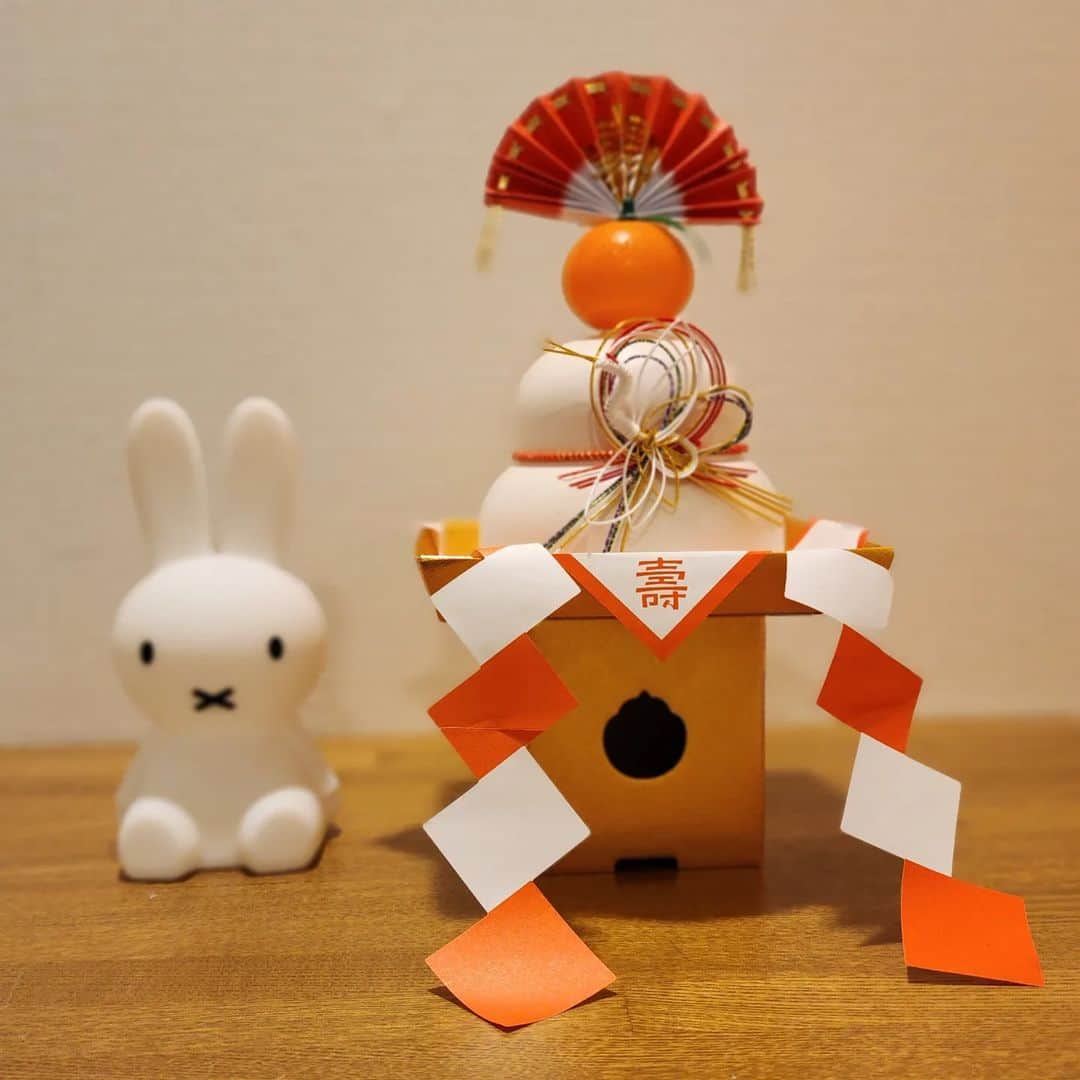 のインスタグラム：「明けましておめでとうございます🎍去年はありがとう！今年もよろしくね☺️ 忙しすぎず楽しくやりたいと思っています。どんな年になるか楽しみ✨」