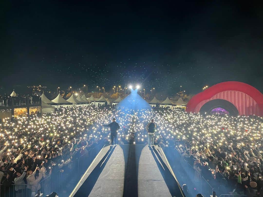 ゲコのインスタグラム：「Welcome 2023!!!! #2023」