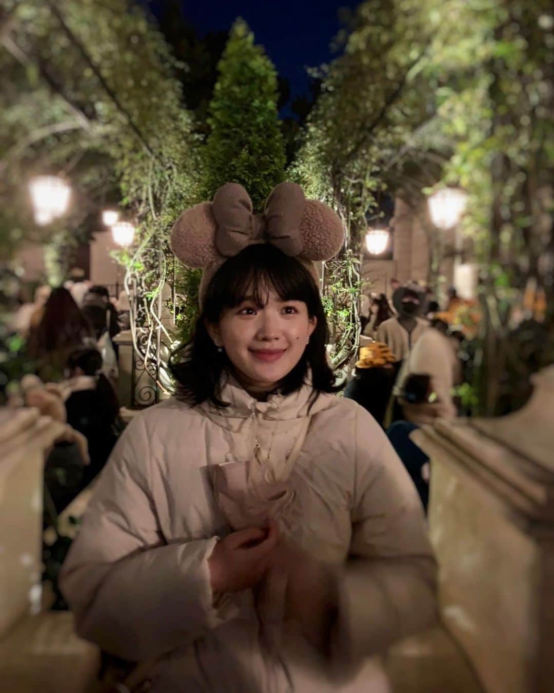 若林薫のインスタグラム：「ᙏ̤̱ 𝙷𝚊𝚙𝚙𝚢 𝙽𝚎𝚠 𝚈𝚎𝚊𝚛 ᙏ̤̱  今年も宜しくお願い致します🌼   #2023  #happynewyear  #年女  #🐰」