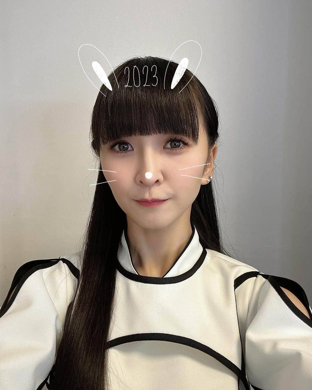 樫野有香さんのインスタグラム写真 - (樫野有香Instagram)「☆2023☆」1月1日 1時46分 - kashiyuka.prfm ...