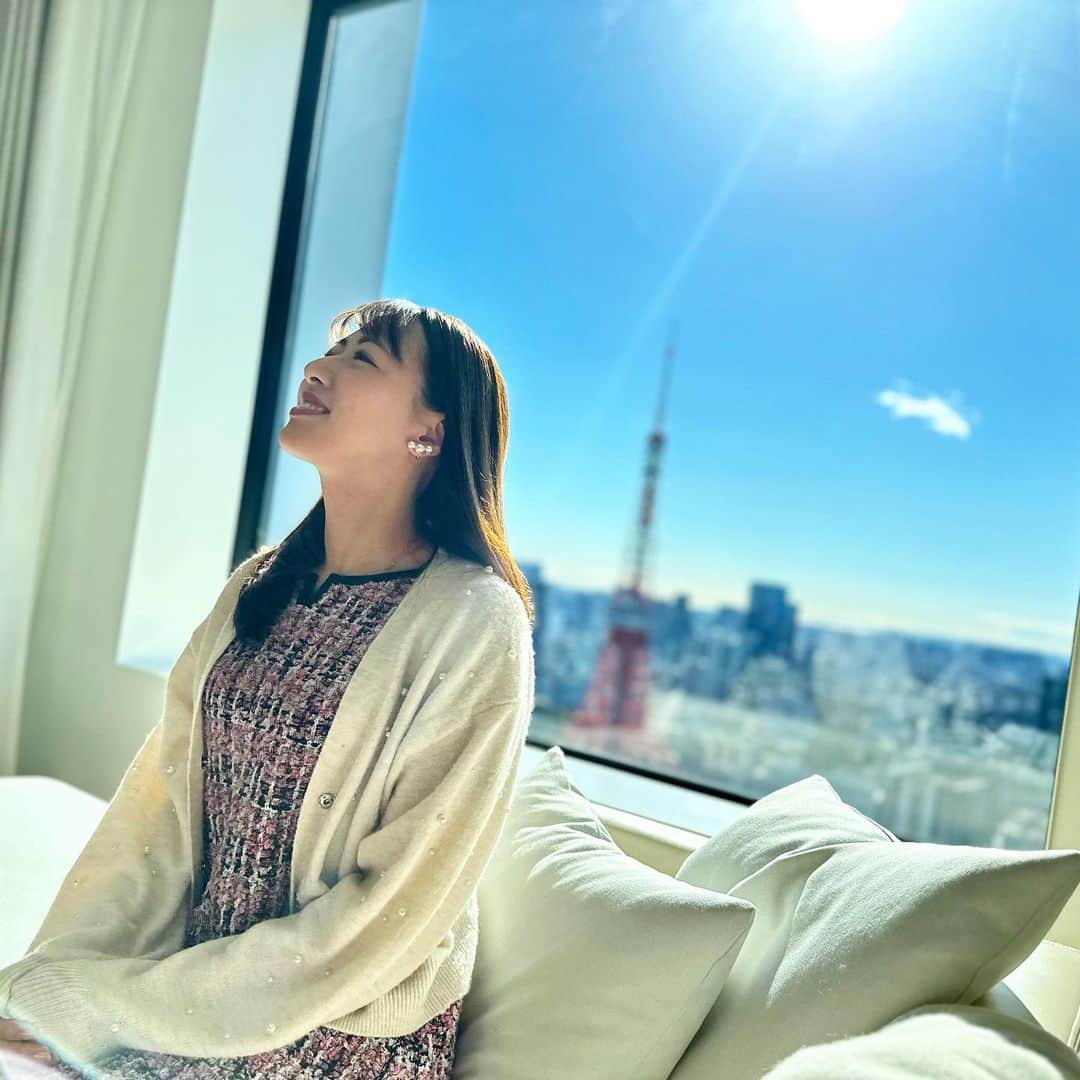 大西遥香のインスタグラム：「. あけましておめでとうございます♡  幸せいっぱいの一年になりますように。 今年もよろしくお願いします！！  #2023 #あけましておめでとうございます」