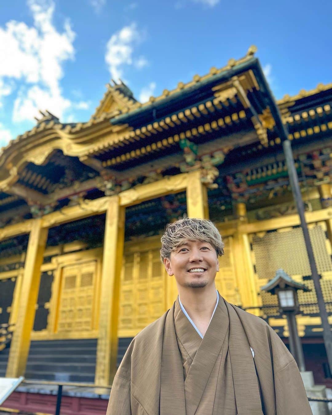 のインスタグラム：「新年明けましておめでとうございます✨🙏㊗️ 本年もどうぞよろしくお願いします。 2023年が始まりました＾＾ 皆さんにとって輝かしい金色の年になりますように🙏✨  #新年 #ご挨拶 #shockeye #happynewyear #謹賀新年」