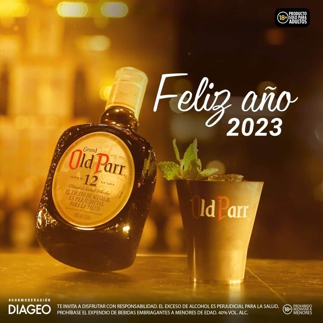 Old Parr Oficialのインスタグラム：「Una excelente ocasión para brindar acompañado de los que más quieres y finalizar juntos este 2022. 🥃​ ​ Y ¿Cuál es tu deseo para el próximo año? Cuéntanos en los comentarios 👇🏼​  ​ #oldParr #whisky  #conmoderacion #añonuevo」