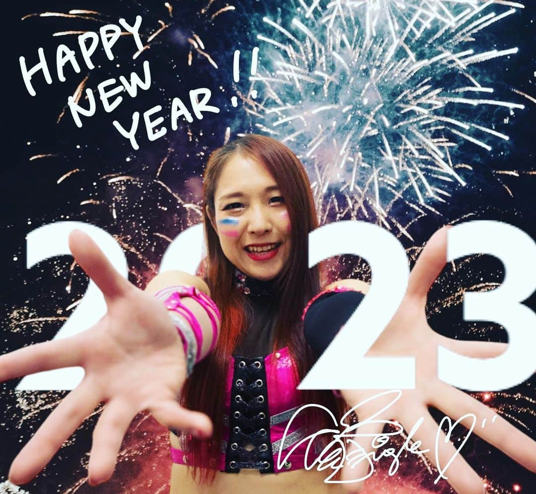 ジャングル叫女さんのインスタグラム写真 - (ジャングル叫女Instagram)「2023🎉🌈✨ #happynewyear」1月1日 13時29分 - j.kyona