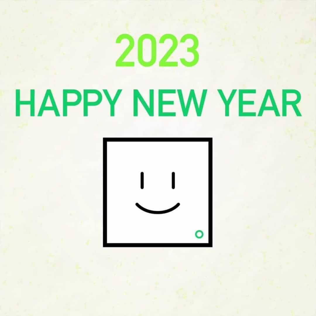 TOSHIBA REGZAのインスタグラム：「🎍2023🎍 あけましておめでとうございます  今年もレグザをよろしくお願い致します😊  #お正月 #レグザ」