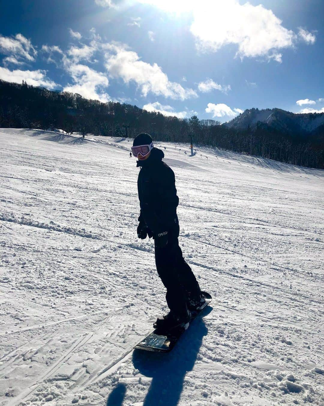 Nao Takahashi SHIMA Harajukuのインスタグラム：「あけおめです🎍🏂🙏 本年も宜しくお願い致します。」