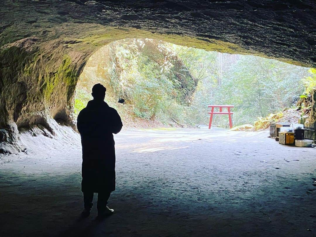 正隨優弥のインスタグラム：「新年明けましておめでとうございます🌅 今年は新天地で プレーすることになり、 心機一転して『楽しく』 野球を楽しんでいきたいと思います！ 今年もよろしくお願いします👍」