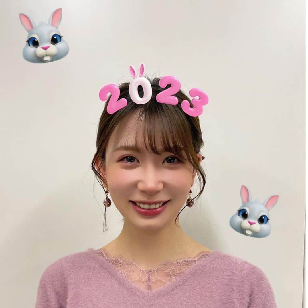 服部彩加さんのインスタグラム写真 - (服部彩加Instagram)「新年あけましておめでとうございます✨🎍𝐻𝑎𝑝𝑝𝑦𝑁𝑒𝑤𝑌𝑒𝑎𝑟🎍✨  今年も宜しくお願いします🐰✨  #新年 #happynewyear #卯年」1月1日 16時06分 - saika_hattori0228