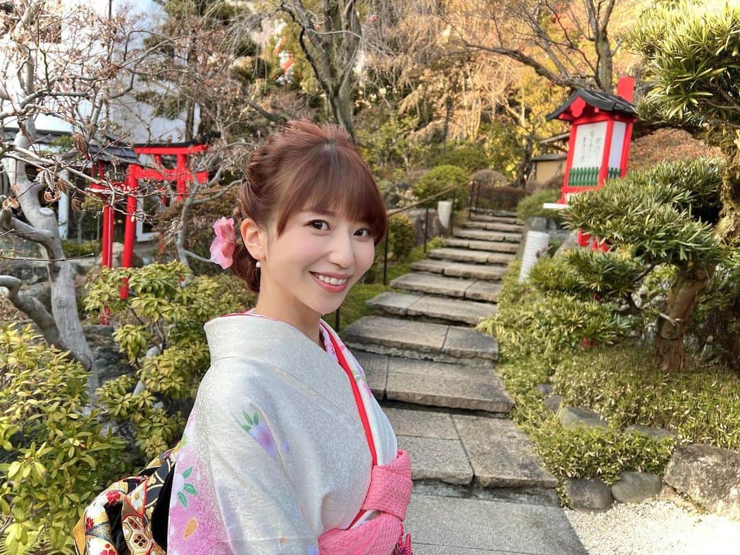 まぁむのインスタグラム：「𝐻𝑎𝑝𝑝𝑦 𝑛𝑒𝑤 𝑦𝑒𝑎𝑟 ୨♥୧  今年も素敵な一年にしようね♡.｡º*」