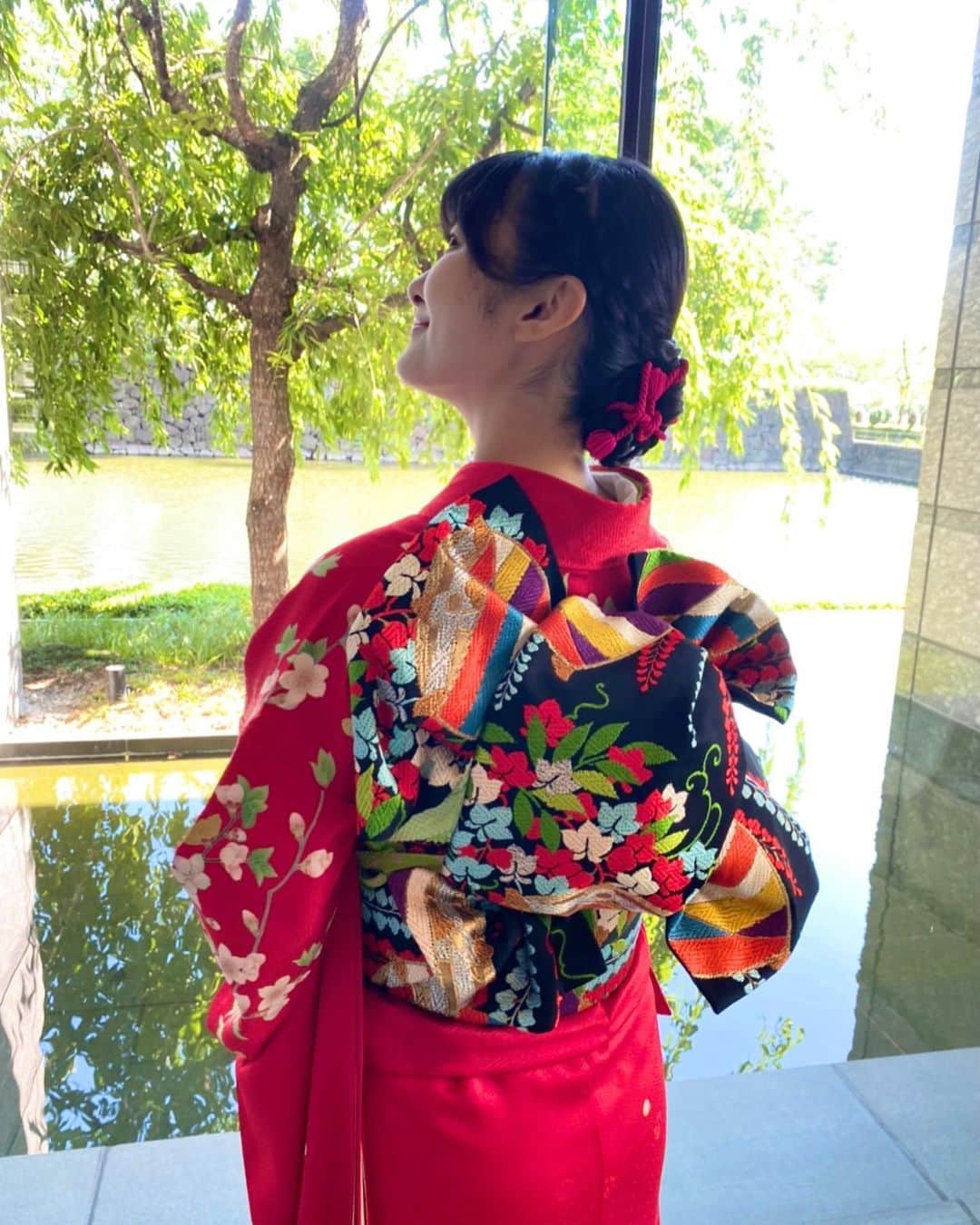 増田紗織さんのインスタグラム写真 - (増田紗織Instagram)「あけましておめでとうございます🎍 今年もどうぞよろしくお願いいたします🐰  #あけましておめでとうございます #2023年  #今年もよろしくお願いします  #happynewyear  #kimono #kimonostyle #kimonofashion #kimonolove #kimonolovers #kimonogirl #🐰🌷🌷」1月1日 17時15分 - saorimasuda_official