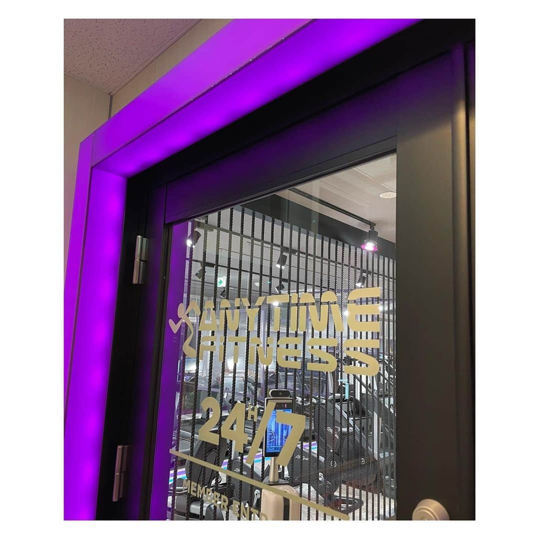 駒場孝のインスタグラム：「明けましておめでとうございます！ 新年からNGK出させてもらい嬉しい限り！ 明日も出させてもらいます！ 明後日も出させてもらいます！ 明明後日も出させてもらいます！ 是非！ そしてこちらの初詣、無事終えました！ 今年もよろしくお願いします！」