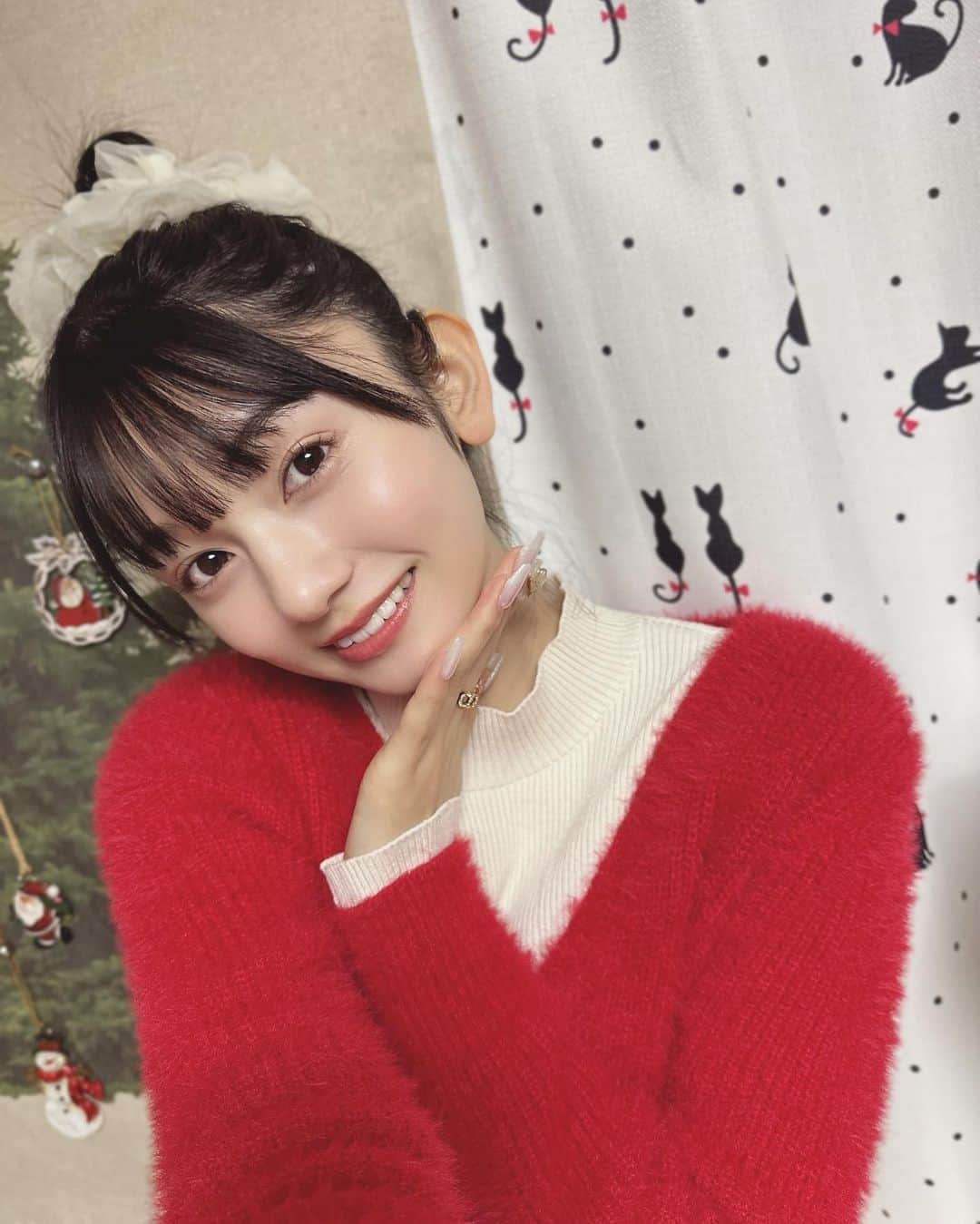 熊澤風花のインスタグラム：「あけましておめでとうございます！ 今年もよろしくお願いします💐  お正月！ゆっくりして下さいね 🎍」