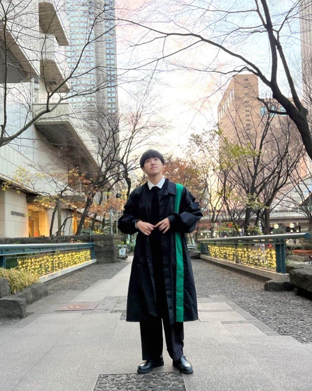 川崎槙吾さんのインスタグラム写真 - (川崎槙吾Instagram)「あけましておめでとうございます！ 今年もよろしくお願いします！😉  年末年始にたくさんのメッセージとかメンションありがとうございます。年明け早々幸せですわ🧡」1月1日 19時18分 - shin5_kawasaki