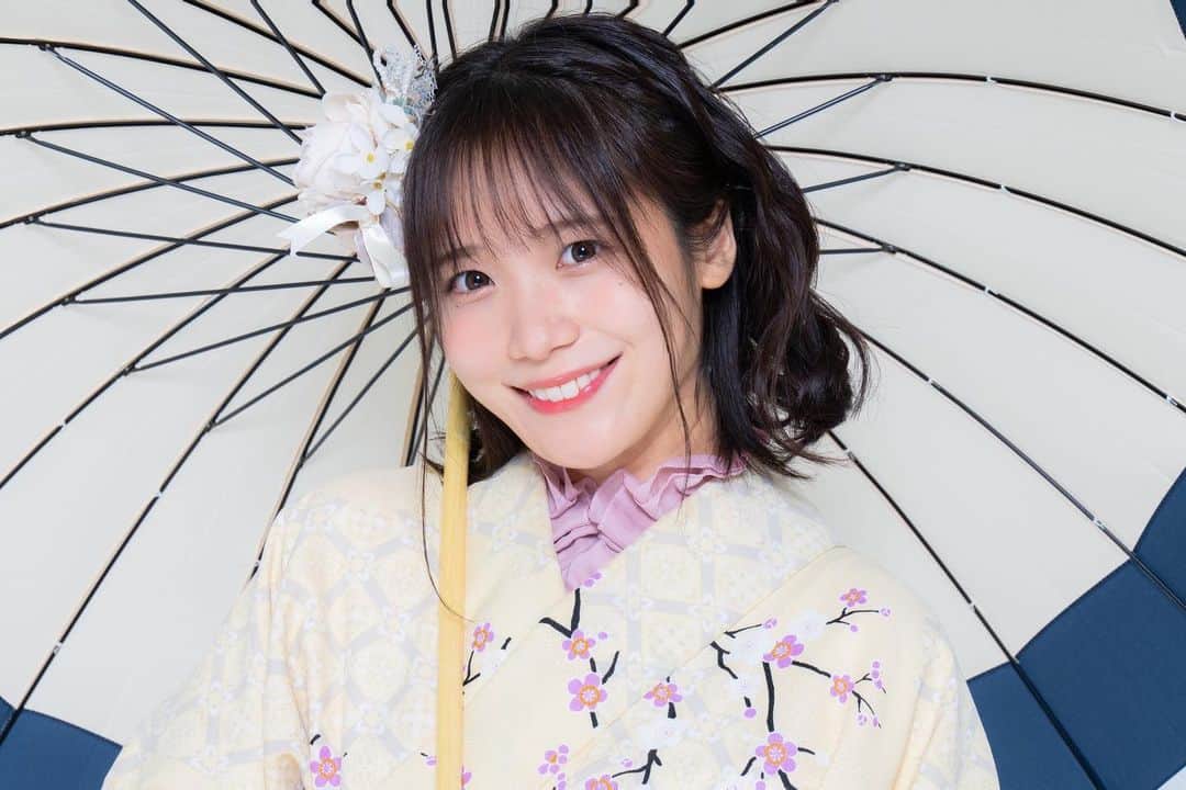 橋本せいなのインスタグラム：「あけましておめでとうございます🌅今年もよろしくお願いします🐇」