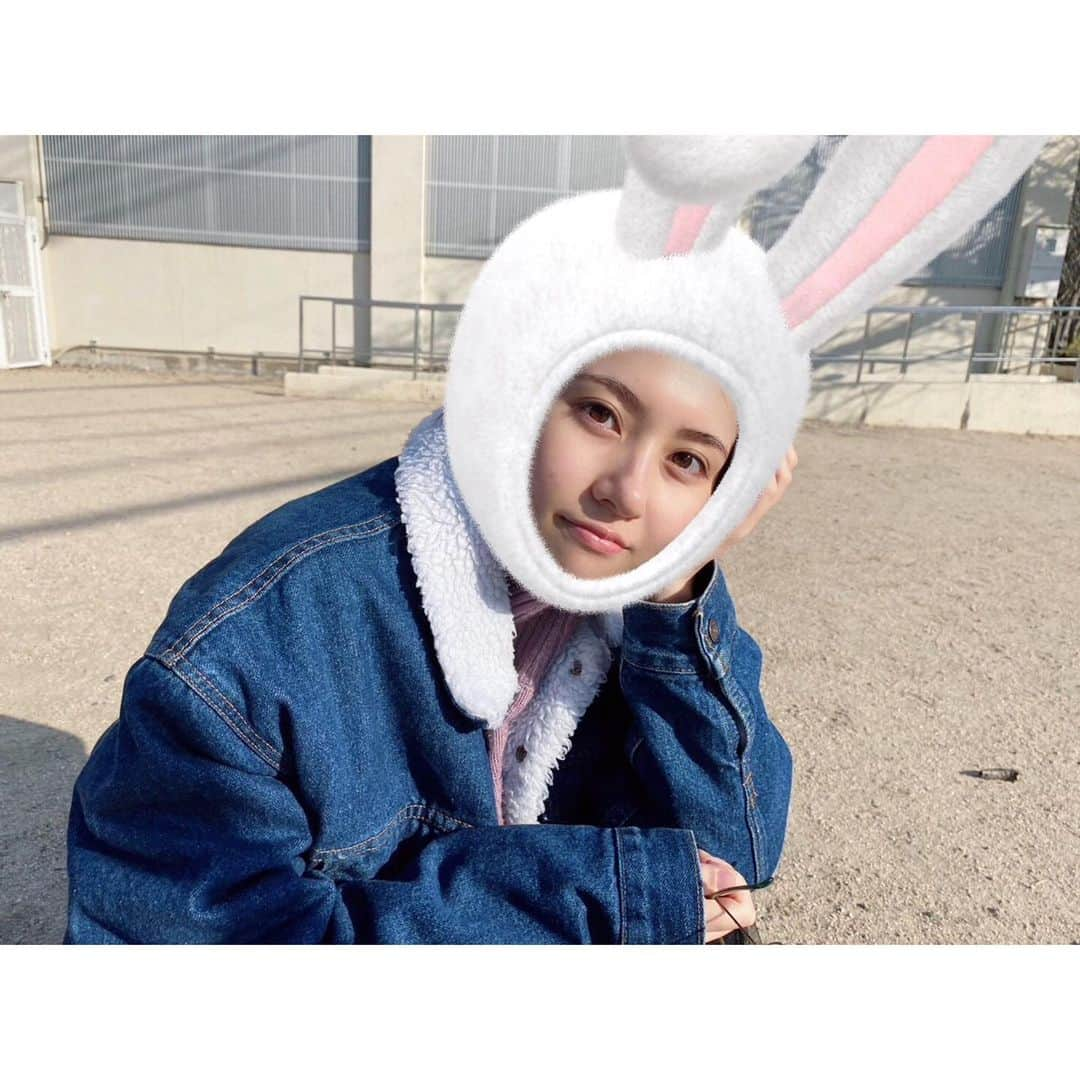 川添りなさんのインスタグラム写真 - (川添りなInstagram)「🎍🐰𝐇𝐚𝐩𝐩𝐲 𝐍𝐞𝐰 𝐘𝐞𝐚𝐫🐰🎍  皆様、本年もよろしくお願いいたします。  体調に気をつけながら、楽しんでまいりましょう✨  3枚目はなんか話途中？みたいな顔ですね。🫣 snowのフィルターで兎になってみました。  #2023 #兎 #あけましておめでとうございます」1月2日 8時29分 - zorina_522