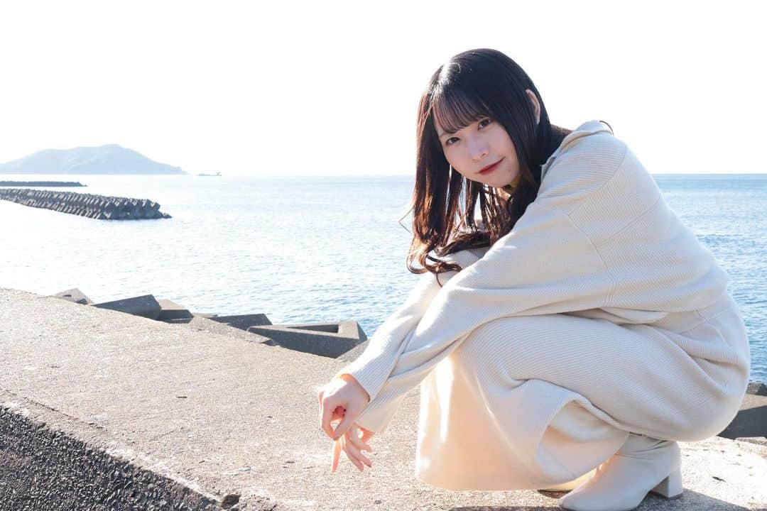 福沢杏純さんのインスタグラム写真 - (福沢杏純Instagram)「・ あすと海デートしよ〜 ・ ・ ・」1月2日 11時37分 - asumi_idolclass