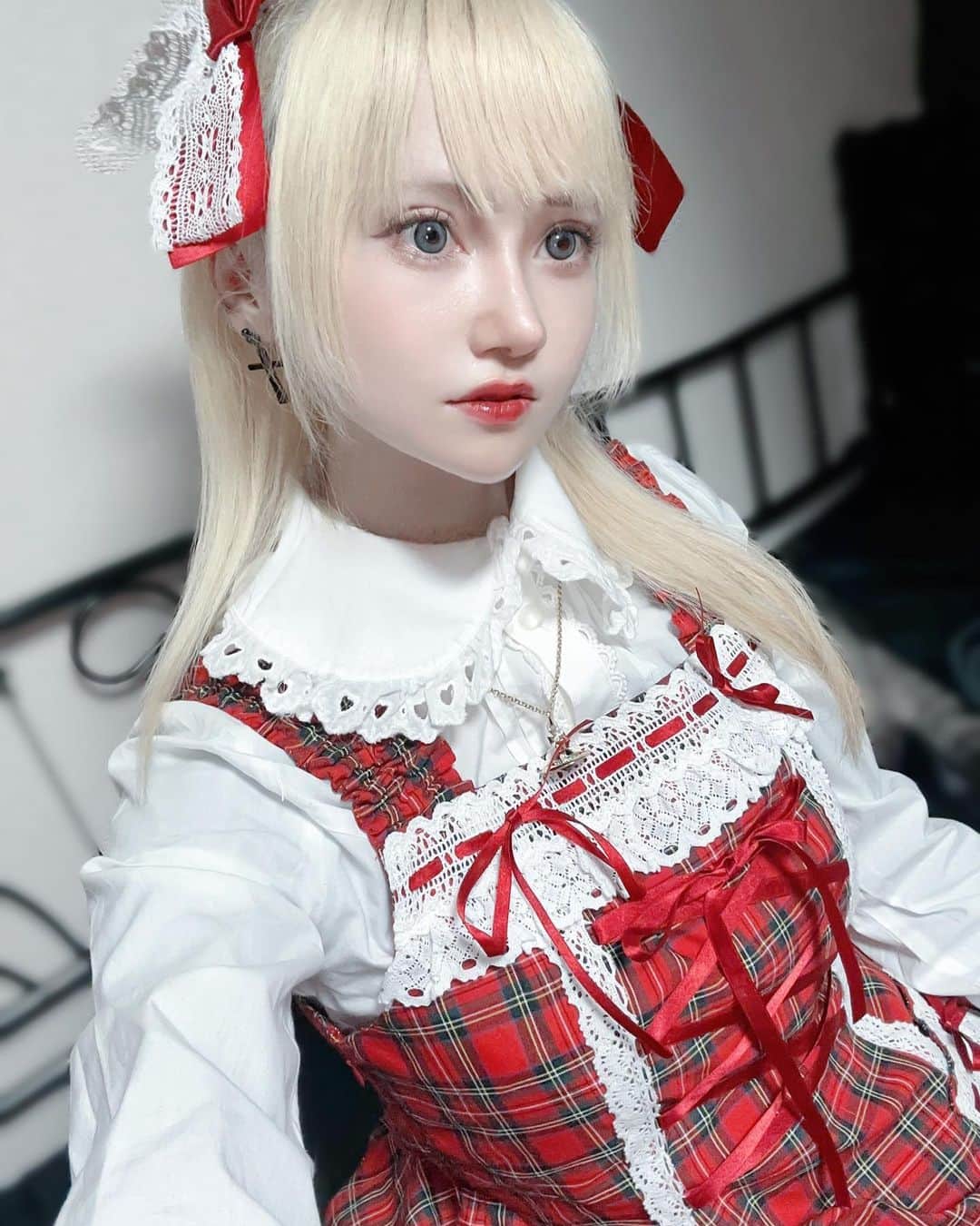 赤木クロのインスタグラム：「赤チェックロリィタ❤️‍🔥 BABY 裾スカラップタータンチェックJSK  #japanesegirl #日本  #일본여자 #코스프레 #그라비아 #角色扮演遊戲　#lolita #lolitafashion #ロリィタ #ロリィタファッション　 #babythestarsshinebright」