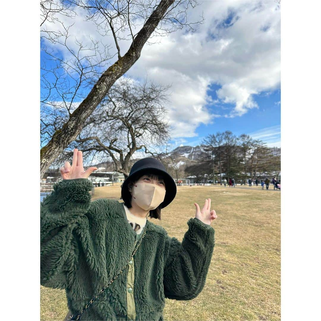 松岡はなさんのインスタグラム写真 - (松岡はなInstagram)「HAPPY NEW YEAR 🐇🎍」1月2日 19時05分 - hana_matsuoka_