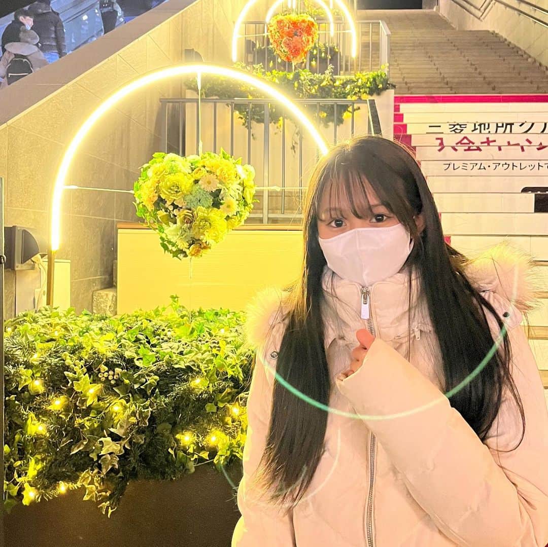 石田凛音のインスタグラム：「・ 最高な元旦でした🤭💞   #アウトレット   #2023   #新年   #今年もよろしくお願いします」