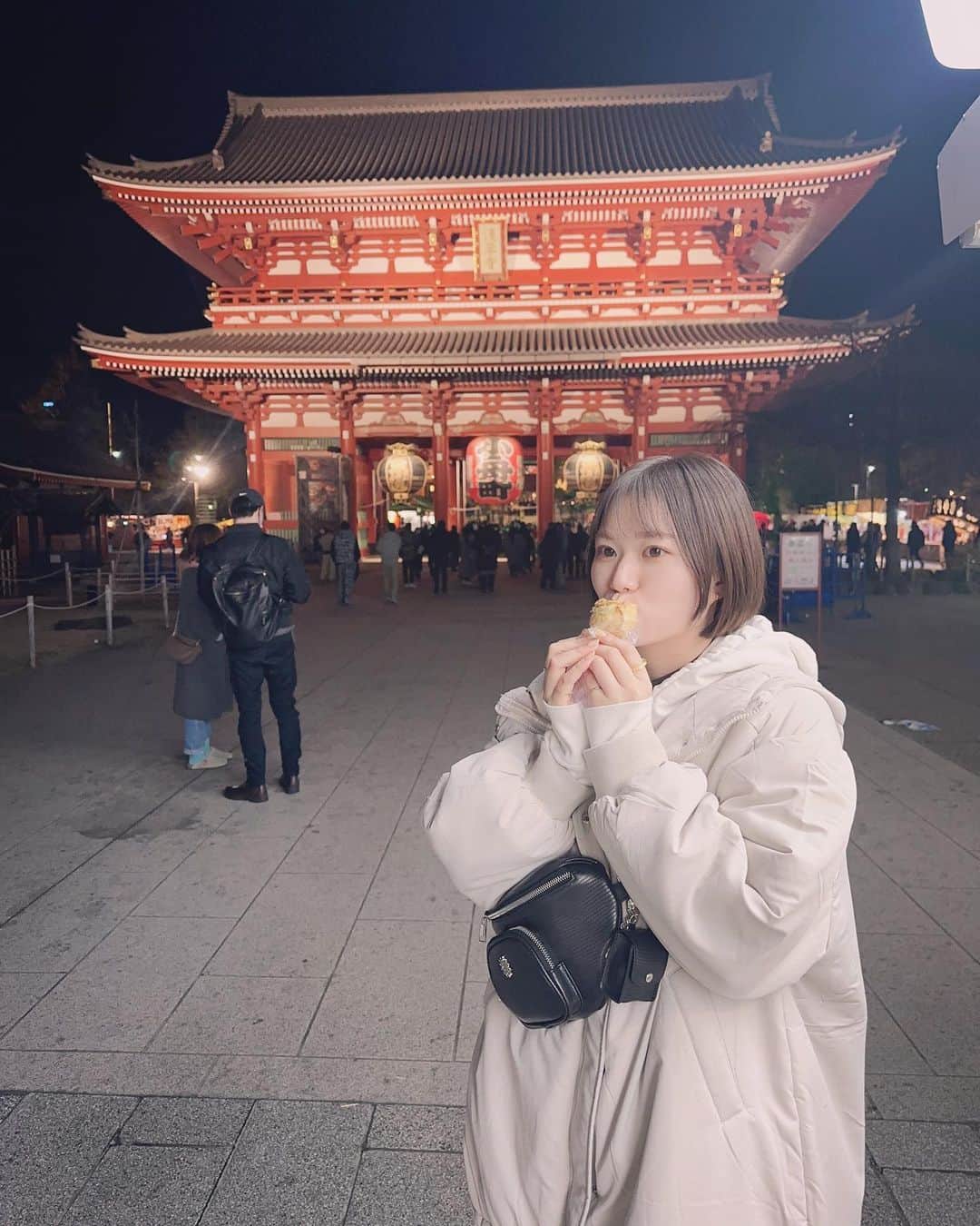 平崎里奈さんのインスタグラム写真 - (平崎里奈Instagram)「あげまんじゅう食べました🤭」1月2日 19時41分 - hirasakirina