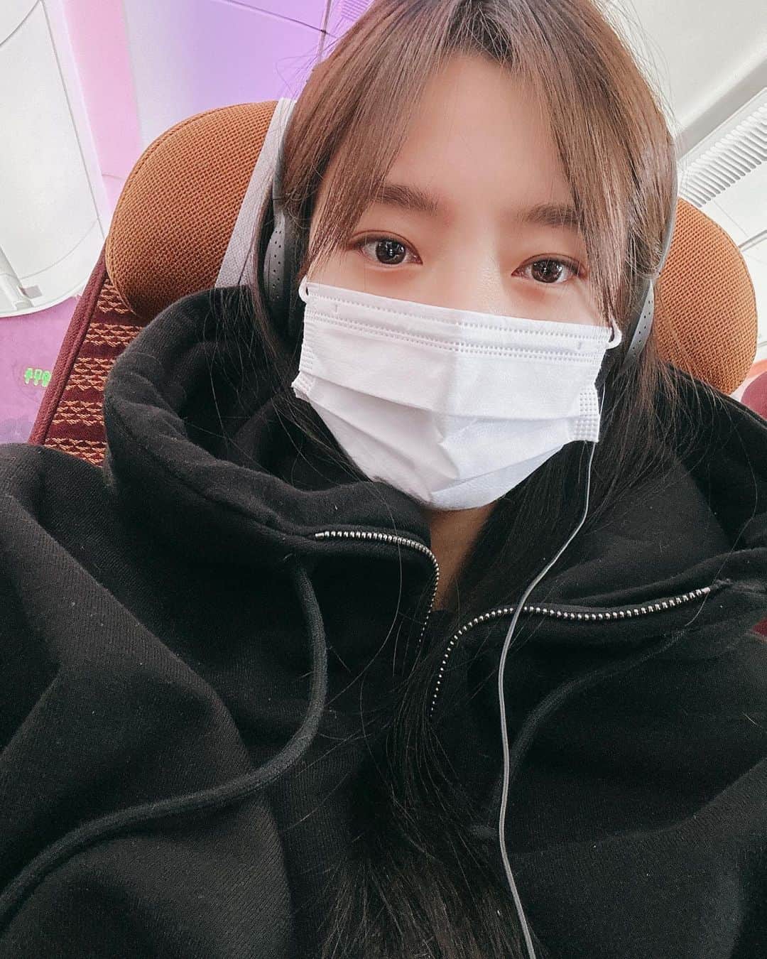 ナリ のインスタグラム：「새해기념 가족들과 #bangkok 🇹🇭✈️ 2023년 시작부터 행복하다.😁」