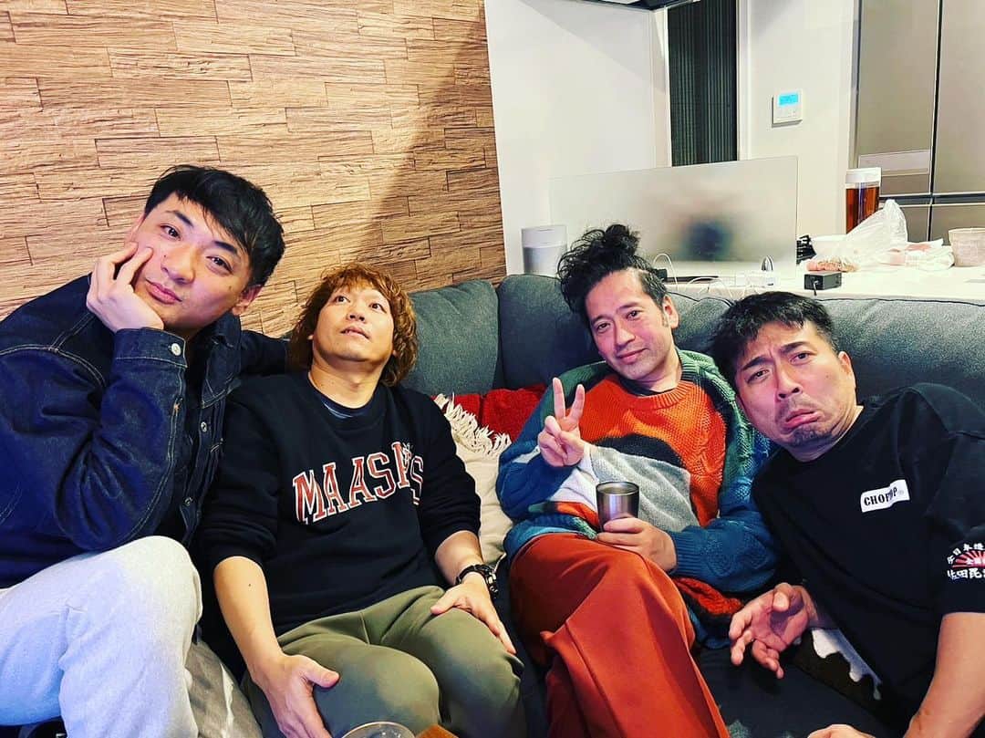 白井鉄也さんのインスタグラム写真 - (白井鉄也Instagram)「お正月しました。 重さん家のご飯全部美味しかったよ！ みんなも行ってみたらいいよ！ #お正月 #元旦」1月3日 0時11分 - shiraichimon