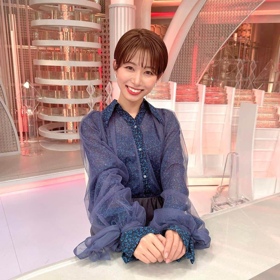 海老原優香さんのインスタグラム写真 - (海老原優香Instagram)「今年のLive News αは1月4日からお伝えします🎍  お仕事今年も頑張ろう😆✨ #2023年 #仕事始め#LiveNewsα」1月3日 20時06分 - ebioffi