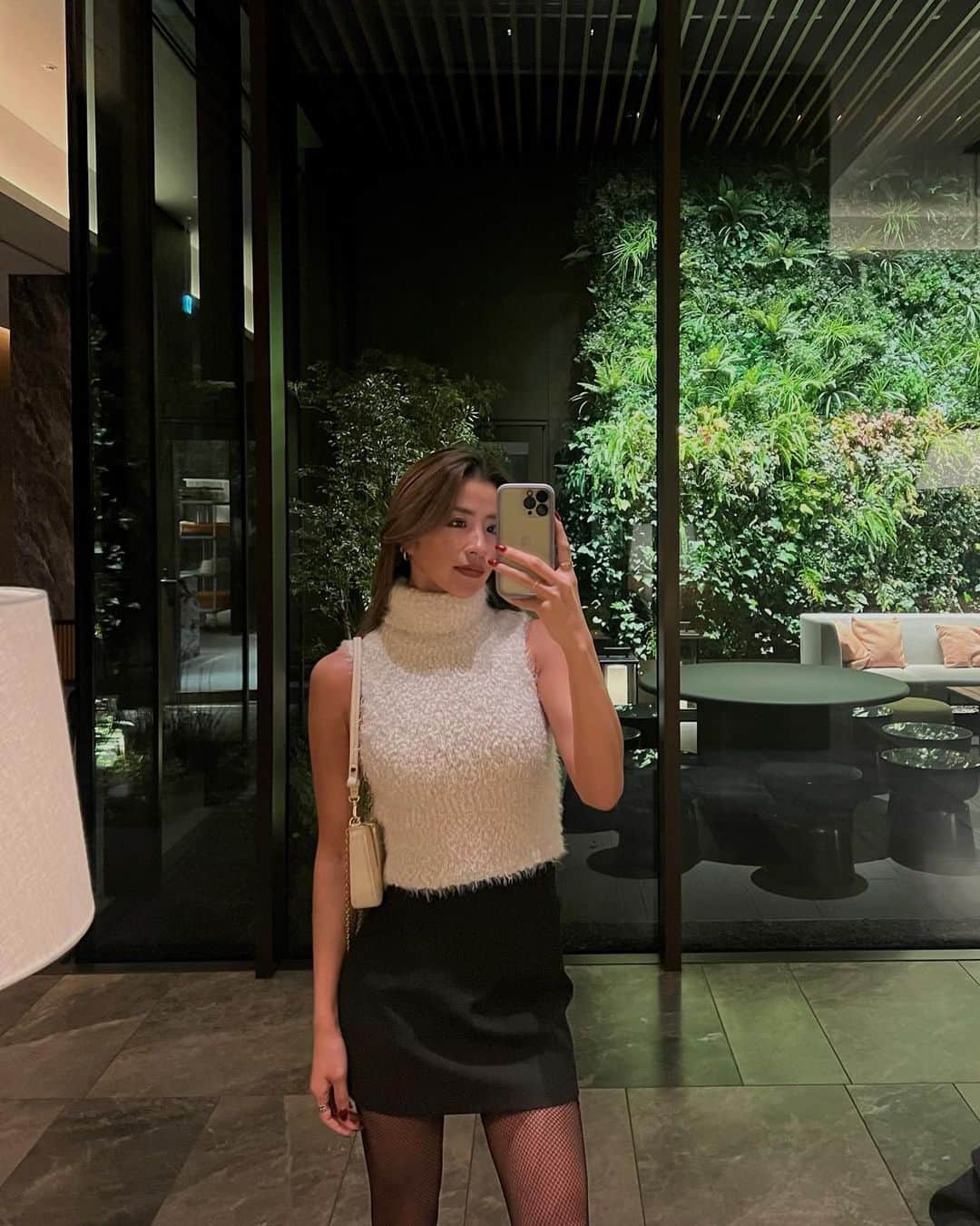 MIYAのインスタグラム：「NYE DINNER 🍾❤️✨🍴  2022/23  #happynewyear #2023」
