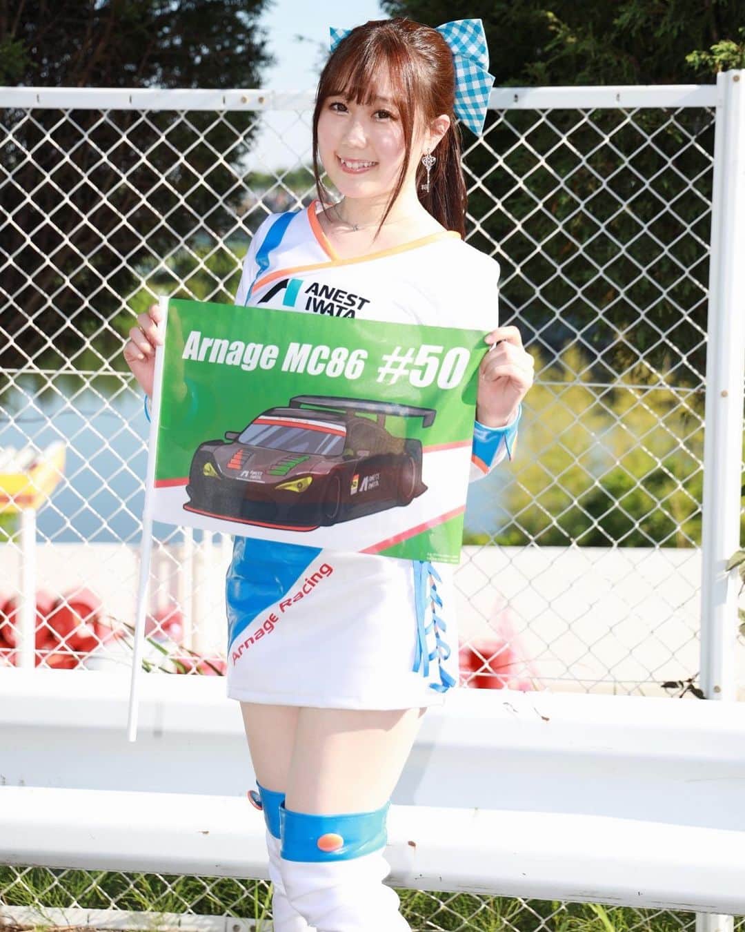 のインスタグラム：「1月5日まで ❣️ 日本レースクイーン大賞 ラストスパート✨ 今日もポチ活よろしくお願い致します🐰💕  🎀毎日無料エール  https://rq-award.jp/rqentry/gp/gpfinal/9297/  🎀ギャルパラ有料会員投票  https://www.galsparadise.com/main01/entry01  🎀クリッカー賞投票  https://clicccar.com/rq2022_top20/  🎀 Adam賞NFTトレカ投票 https://adam.jp/airdrops/YakunoSuzumo_RQtaisho2022?aid=5deea5682af34aec8e5e18607640ccbe  🎀プレイボーイ賞はがき投票  https://www.amazon.co.jp/%E9%80%B1%E5%88%8A%E3%83%97%E3%83%AC%E3%82%A4%E3%83%9C%E3%83%BC%E3%82%A42013%E5%B9%B41%E6%9C%8814%E6%97%A5%E5%8F%B7-%E9%9B%91%E8%AA%8C-2012-12-25/dp/B00ASRPMAS?keywords=%E9%80%B1%E5%88%8A%E3%83%97%E3%83%AC%E3%82%A4%E3%83%9C%E3%83%BC%E3%82%A4&qid=1671255112&sr=8-6&linkCode=sl1&tag=shupure-36-22&linkId=ffaa039e9eedaa236792a44a8007dcef&language=ja_JP&ref_=as_li_ss_tl  　#アネスト岩田  #anestiwata #スプレーガン #塗装ガン　#スプレーガン塗装  #arnage #arnageracing #arnagelovelycats #MC86 #姫　#姫団  #gt 　#race #レースクイーン　#racequeen #クルマ　#スーパーカー　#レース　#supercar #japan #japanesegirl #japanese #girl #lovely #love #女の子　#日本人 #cawaii  #cute #pretty」