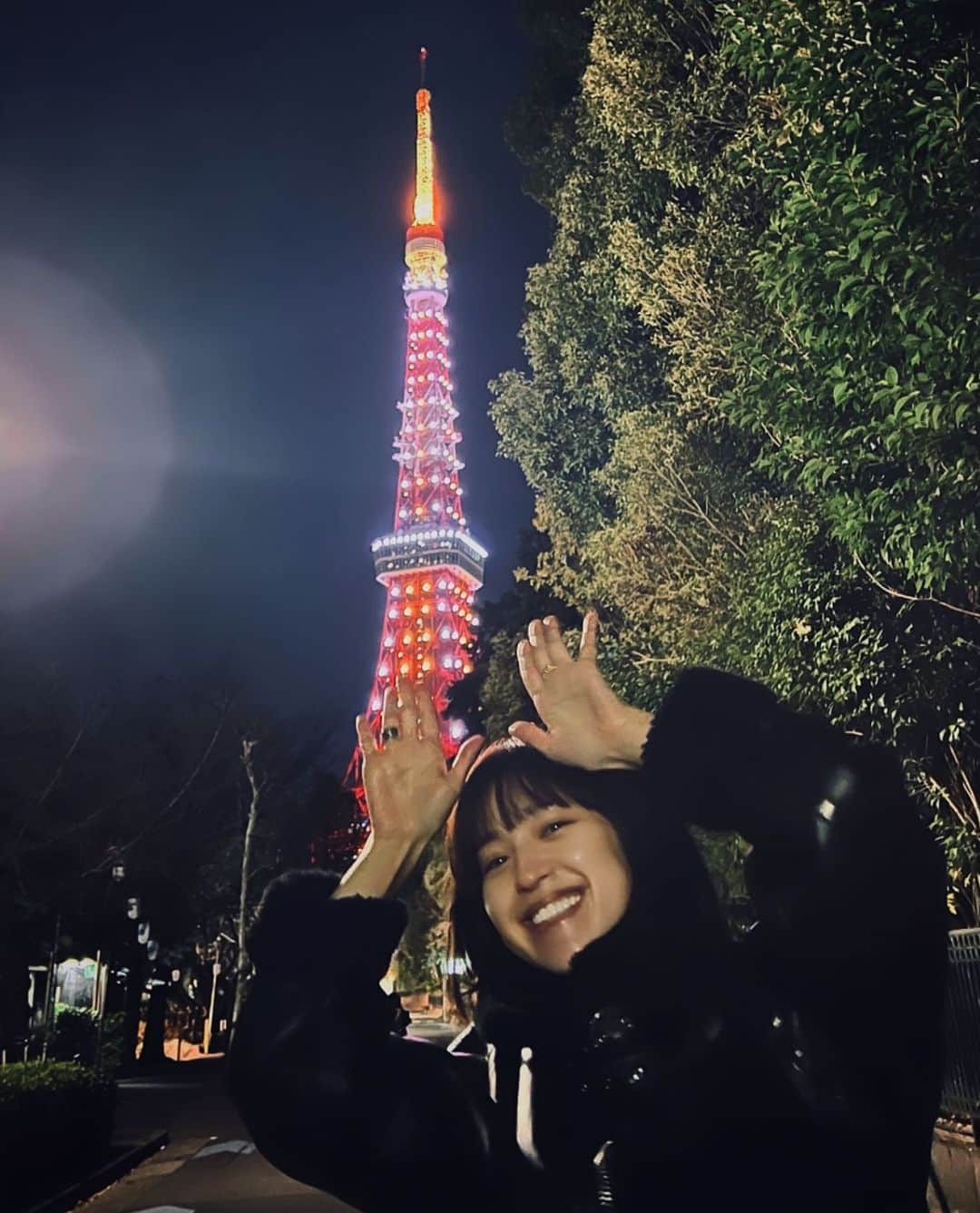 中村アンのインスタグラム：「明けましておめでとうございます。 2023年、年女。 全開で頑張りますっ！ 今年も、よろしくお願いします🐰🥕 ぴょ〜ん🫶」