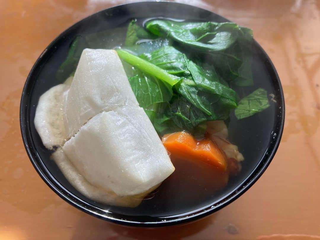 和田政宗さんのインスタグラム写真 - (和田政宗Instagram)「実家で母の雑煮。  美味しいし懐かしいし元気になる。」1月3日 17時12分 - wadamasamune