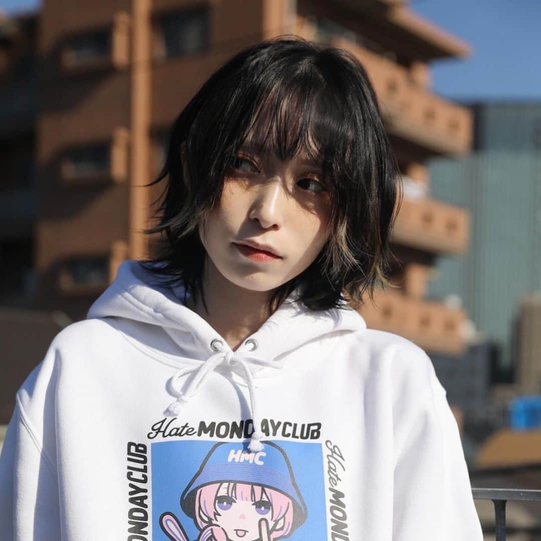 つぶらさんのインスタグラム写真 - (つぶらInstagram)「HATE MONDAY CLUB モデルさせて頂いております🐰」1月3日 17時43分 - tsubra_