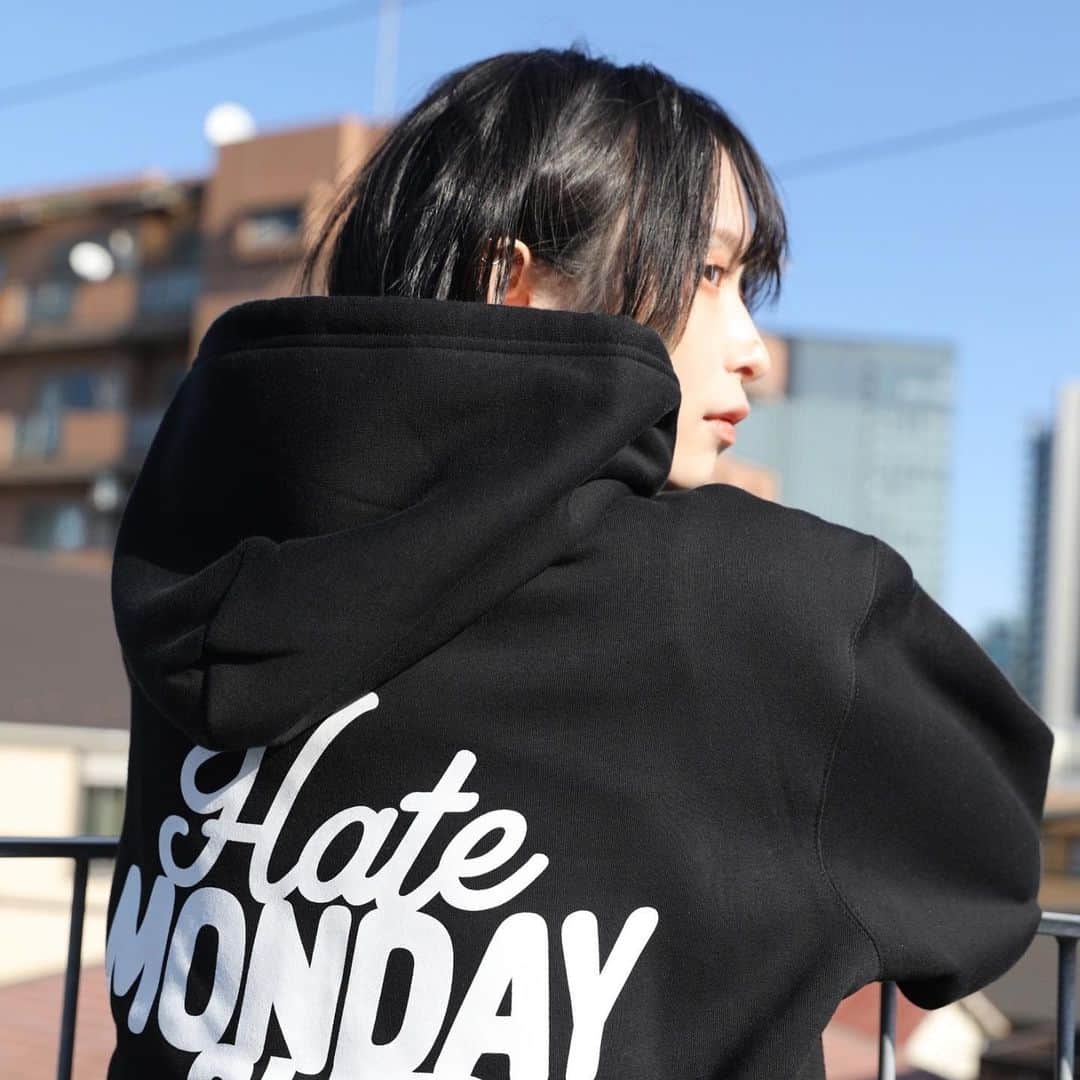 つぶらさんのインスタグラム写真 - (つぶらInstagram)「HATE MONDAY CLUB モデルさせて頂いております🐰」1月3日 17時43分 - tsubra_