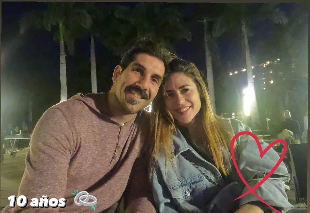 ゴルカ・イライソス・モレノのインスタグラム：「Tal vez ese día no fue tal y como se puede imaginar y soñar… Pero al mes nació la primera personita que empezó a dar un nuevo sentido a nuestras vidas. Hace 10 años empezó la historia de nuestra familia… Gracias Amatxu, @carmenestefano ❤️❤️.」