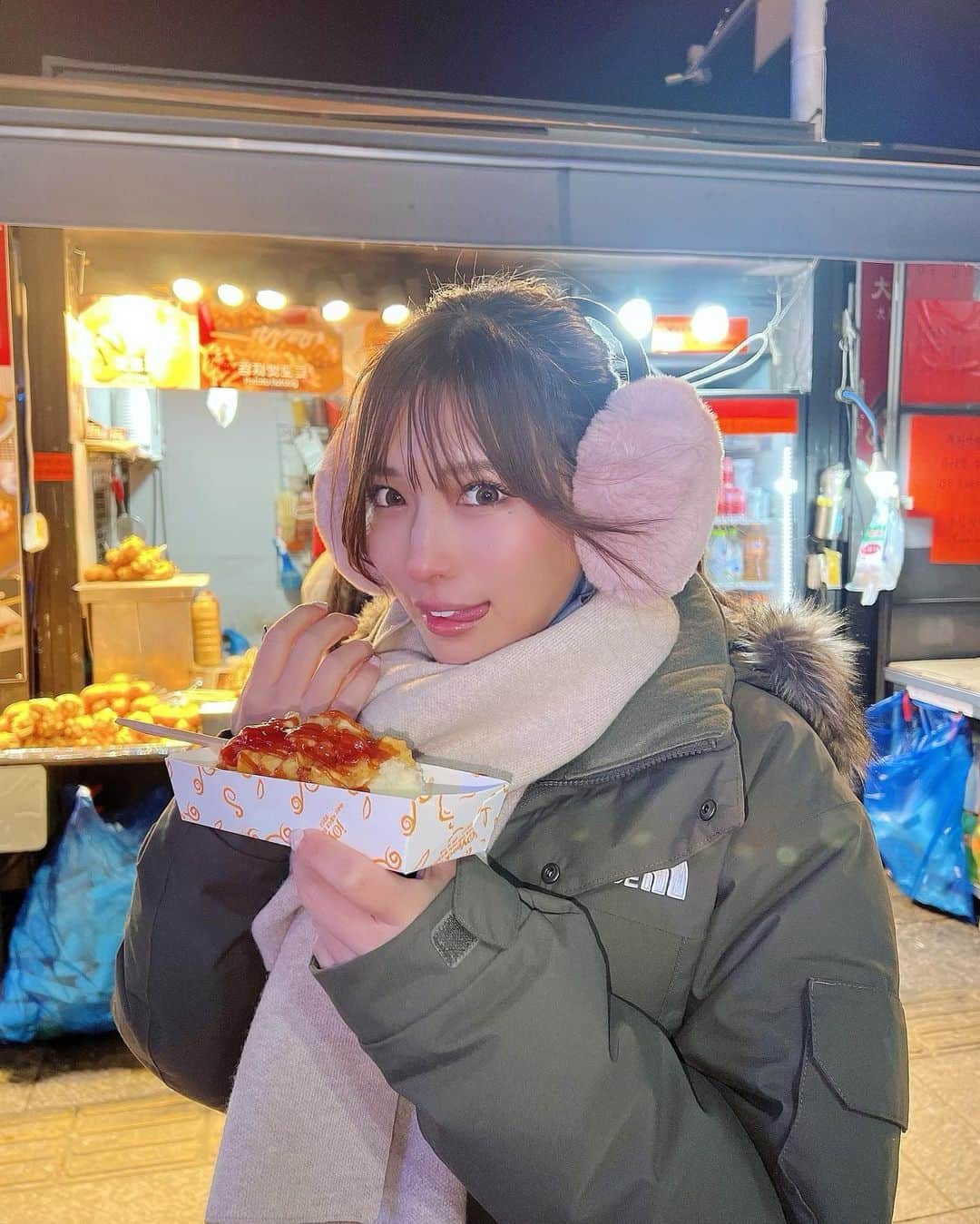  りさぶーのインスタグラム：「遅くなりましたが 新年明けましておめでとうございます🐷新年は韓国🇰🇷 今年も宜しくお願いします💫 #2023」