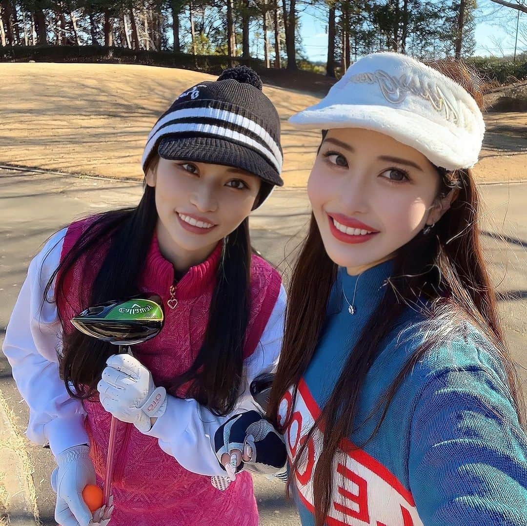 SHIZUのインスタグラム：「. . . 初めての三が日ゴルフ⛳️ 思っていたより意外といけた🐇❣️ . ハーフで日中狙って行ったのだけど やっぱり寒くて体力持ってかれてたみたいで 帰ってから爆睡でびっくりw . . お餅も食べれて幸せなひとときでした🤭 おすすめは豚生姜焼きとのことで頼みました笑 美味でした🥹❤︎❤︎ . . #お正月ゴルフ #イーグルポイントゴルフクラブ  #イーグルポイントgc #牛久大仏  #牛久大仏がこんにちはしてた #みなみちゃんのいる生活」