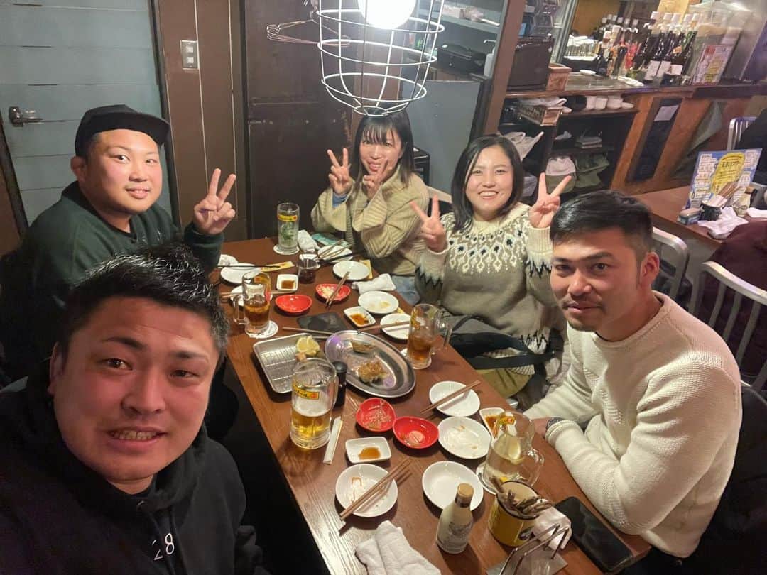谷田部洸太郎のインスタグラム：「2023.1.3 同期と久々🍻🍻🍻 また来年飲もうね☺️🍻」