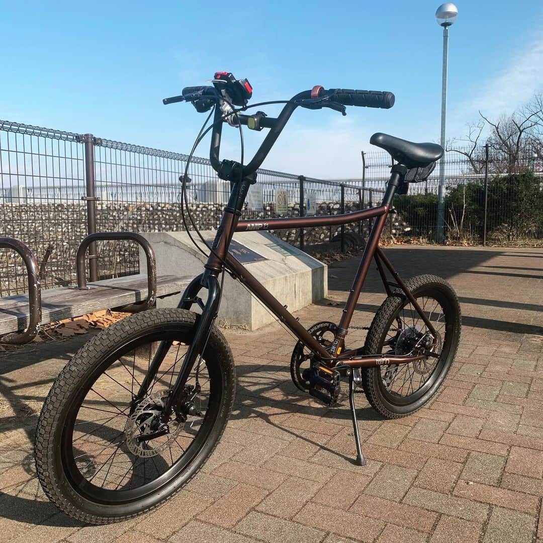 伊阪達也さんのインスタグラム写真 - (伊阪達也Instagram)「車に自転車積んで来ました 多摩湖はぐるっと一周サイクリングロードがあるのです 気持ちいい  #ampf1  #多摩湖 #多摩湖サイクリング」12月11日 13時27分 - tatsuyawr250x