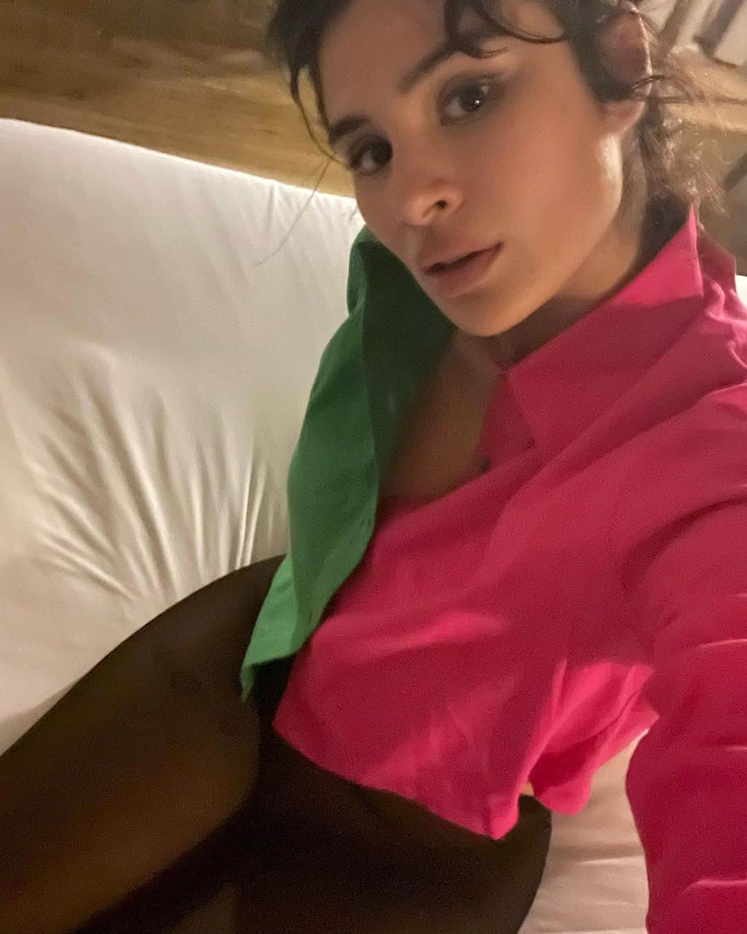 ダイアン・ゲレロのインスタグラム：「Just watched Harry and Meghan and boy am I feelin freaky. I didn’t know she used to be called Lady Chatterley and he was a lowly grounds keeper! What a story!」