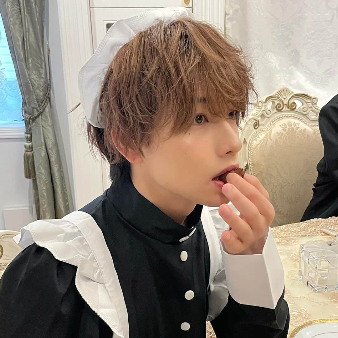 のインスタグラム：「あなたのお手伝いさんにどうですか！？ つまみ食いはしません🙋‍♀️」