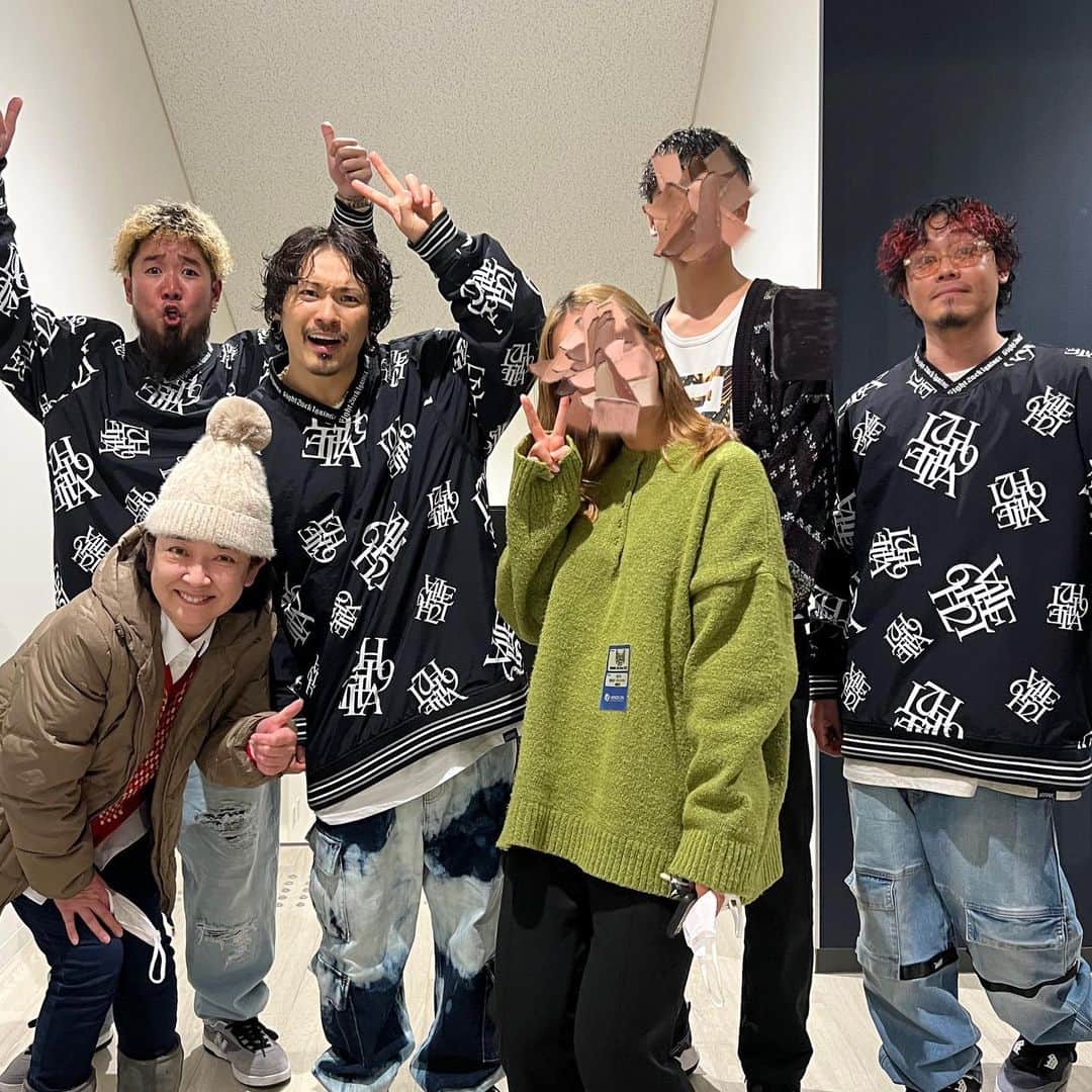岸本加世子のインスタグラム：「大好きなWANIMAのライブにご招待して頂きました。最高でした。音楽の持つ力って本当に凄いとあらためて感動しました。#WANIMA」