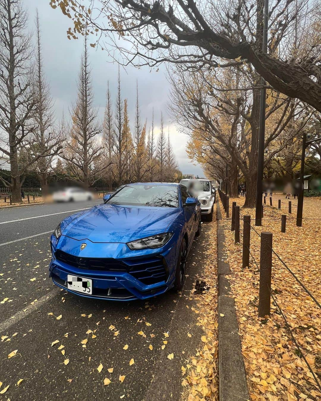 渡辺かなえのインスタグラム：「たまには車も🤳#ランボルギーニウルス#🦬」