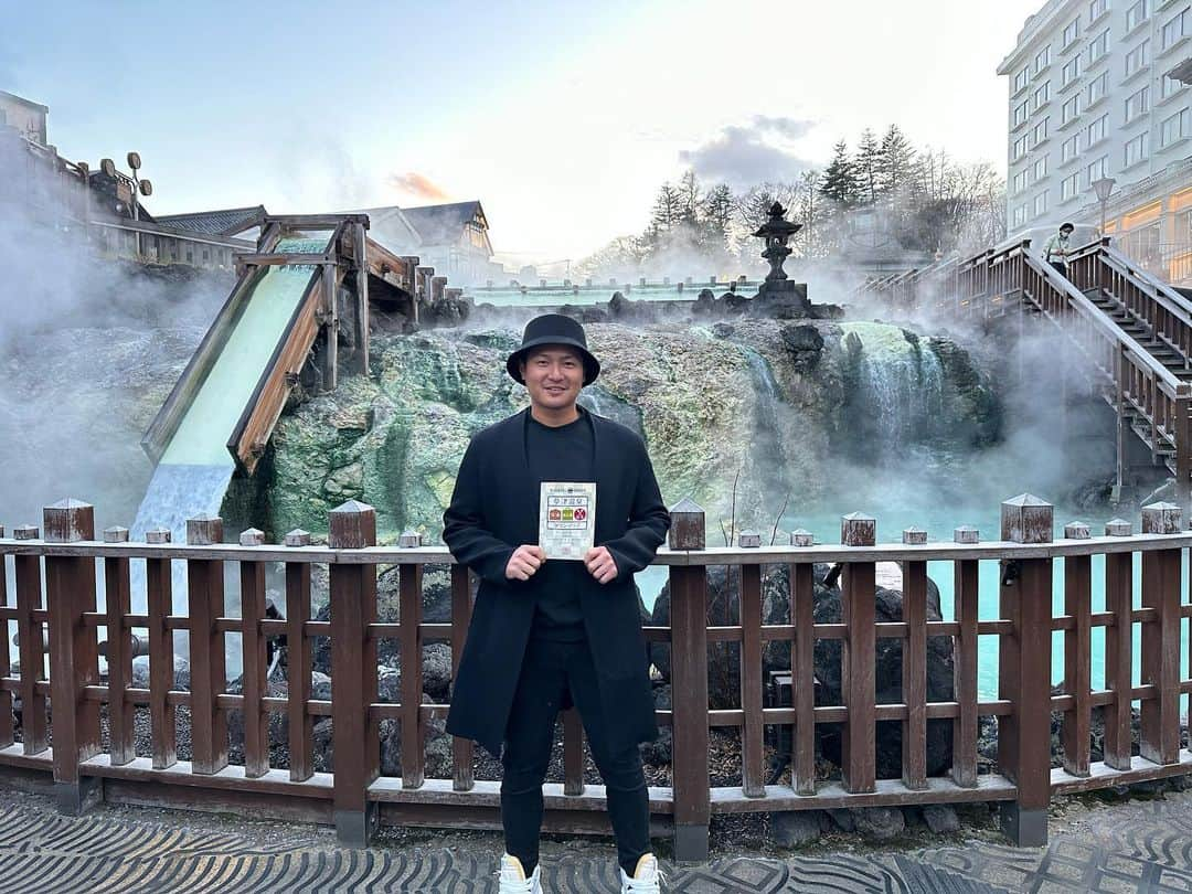 寺島成輝のインスタグラム：「🗒♨️🎩❄️」