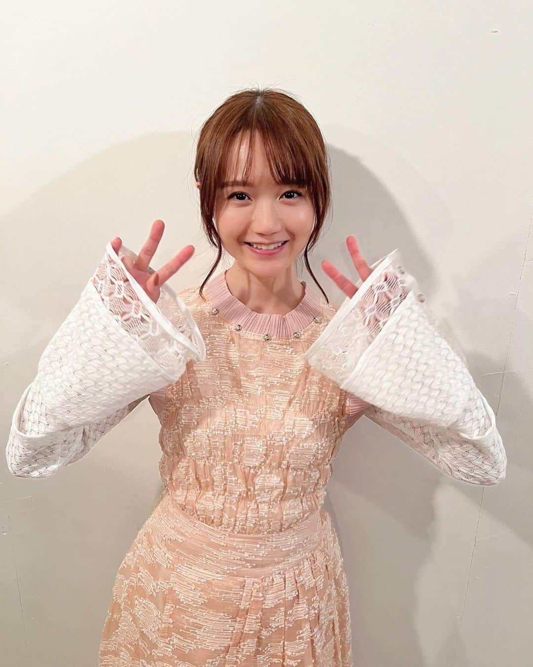 尾崎由香のインスタグラム：「#今日のゆか服  昨日は #ぴゅありな　イベントありがとうございました✨  衣装も素敵でhappyな1日に♪♪  久しぶりの　ゆか服💕 来年は投稿増やしていくぞ♪♪  1部　@fumiku_tokyo  2部　#トップス @fumiku_tokyo   #ワンピース　@hundredcolor  配信　@heki_official  #ファッション　#コーデ　#コーディネート　#おしゃれさんと繋がりたい  #code #低身長コーデ  #150cmコーデ」