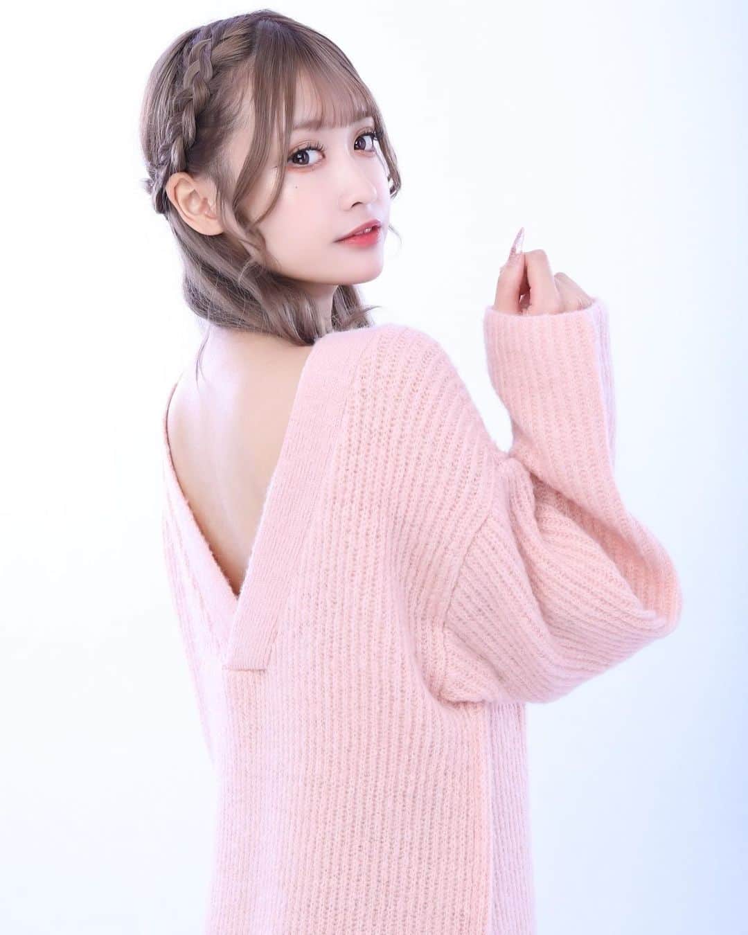 山本瑚々南のインスタグラム：「. ピンクがいちばんすきー🩰🎀💖」
