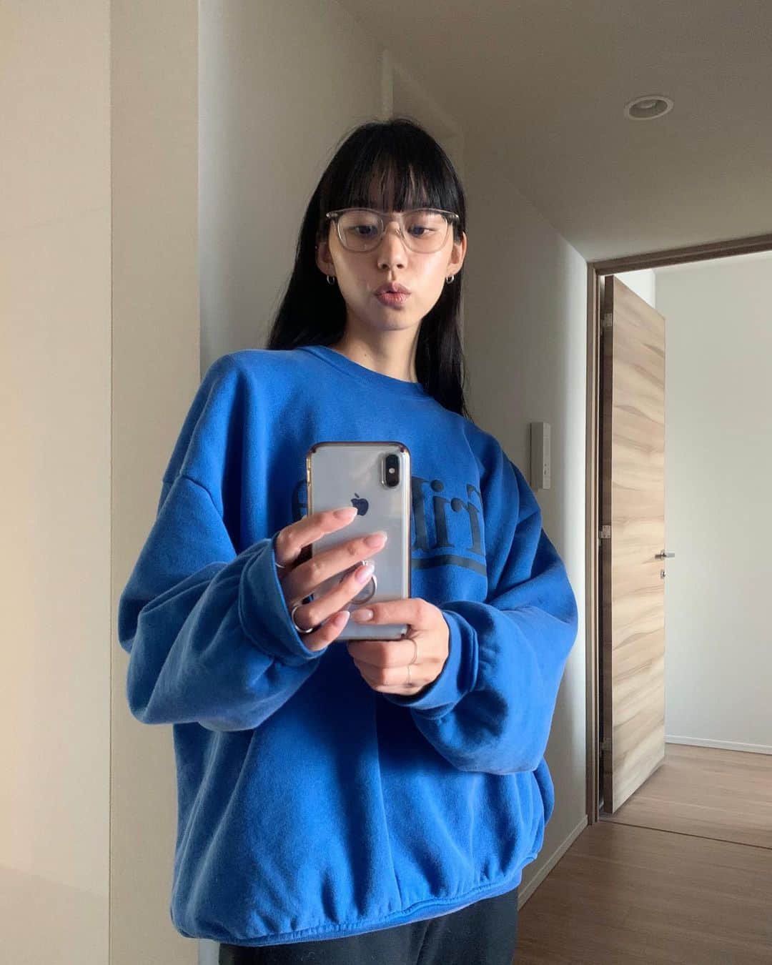 Shiho Sasakiのインスタグラム：「💙🦕🧞‍♂️  #MOUSSY #MOUSSYSNAP」
