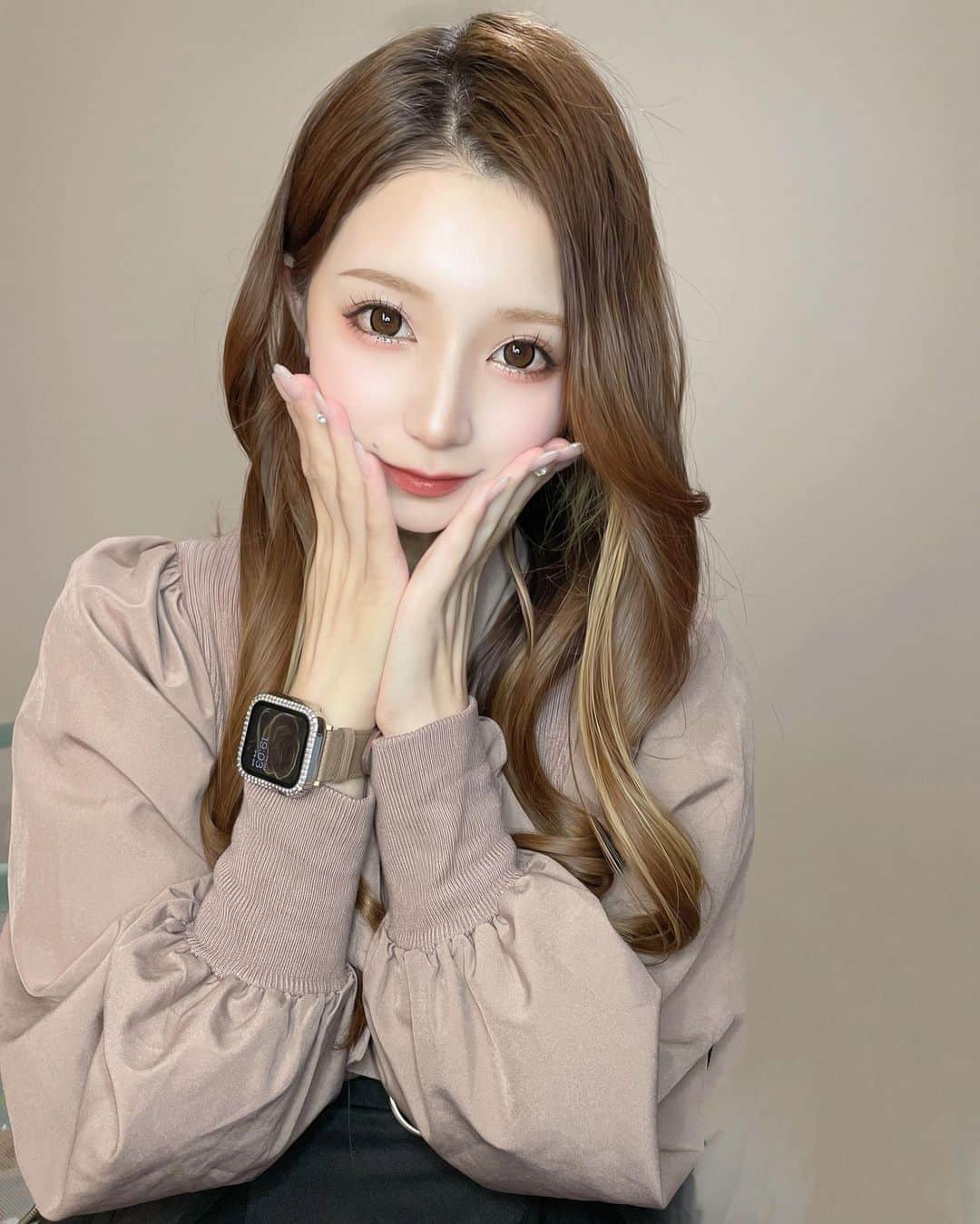 愛瀬ひびきのインスタグラム：「今年も残りわずかですネ🥲  . . . . . .   #佐賀 #愛敬 #キャバ嬢 #キャバクラ #佐賀キャバクラ #佐賀キャバ嬢 #クラブ #ラウンジ   #中洲 #歌舞伎町 #すすきの #北新地」