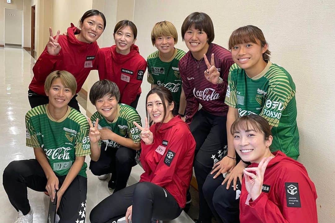 山田美諭さんのインスタグラム写真 - (山田美諭Instagram)「12/11(日)に女子サッカーチームの日テレ・ベレーザさんと合同で『パパ向けの親子イベント』を開催しました👨‍👩‍👧🤍  私はプログラムの中で、テコンドーの体験教室をやらせていただきました🥋  短い時間でしたが、とっても楽しい時間でした☺️ 参加していただいた皆さん、スタッフ、関係者の皆さん ありがとうございました！  #パパ向けイベント #親子  #日テレベレーザ  #johokuathletesclub」12月12日 16時44分 - miyu_yamada_